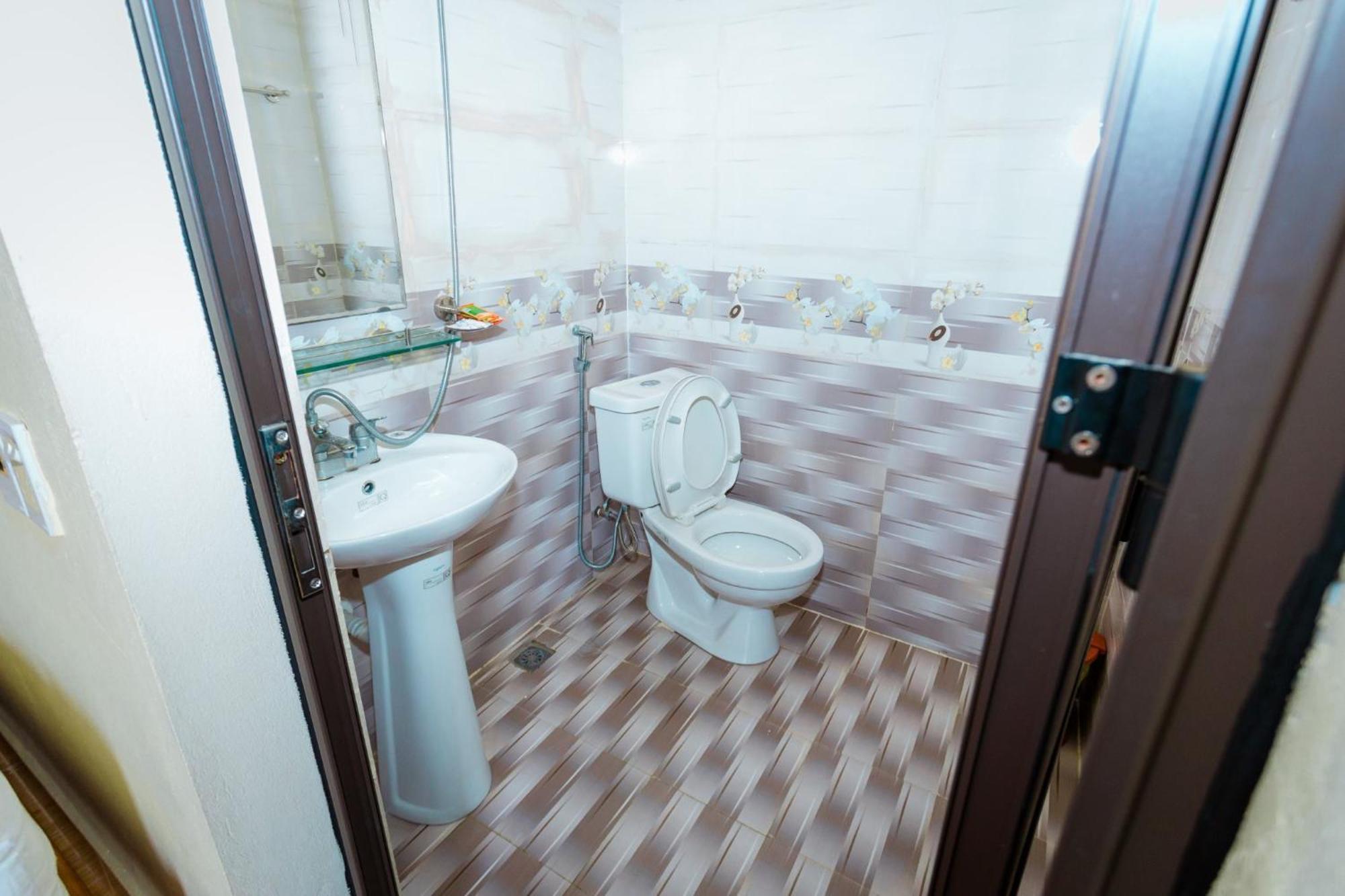 Hotel Co Cuc Cu Lac 외부 사진